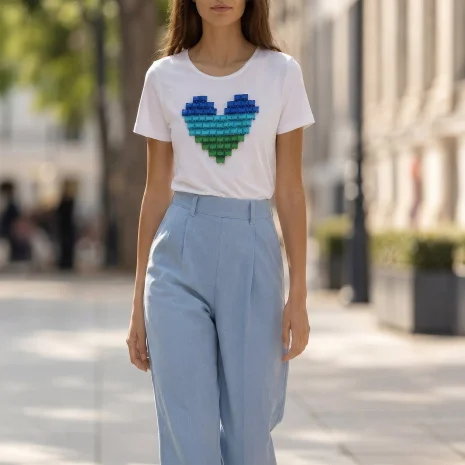 BATZ X VIKTORIAVARGA Peacock LOVE t-shirt
